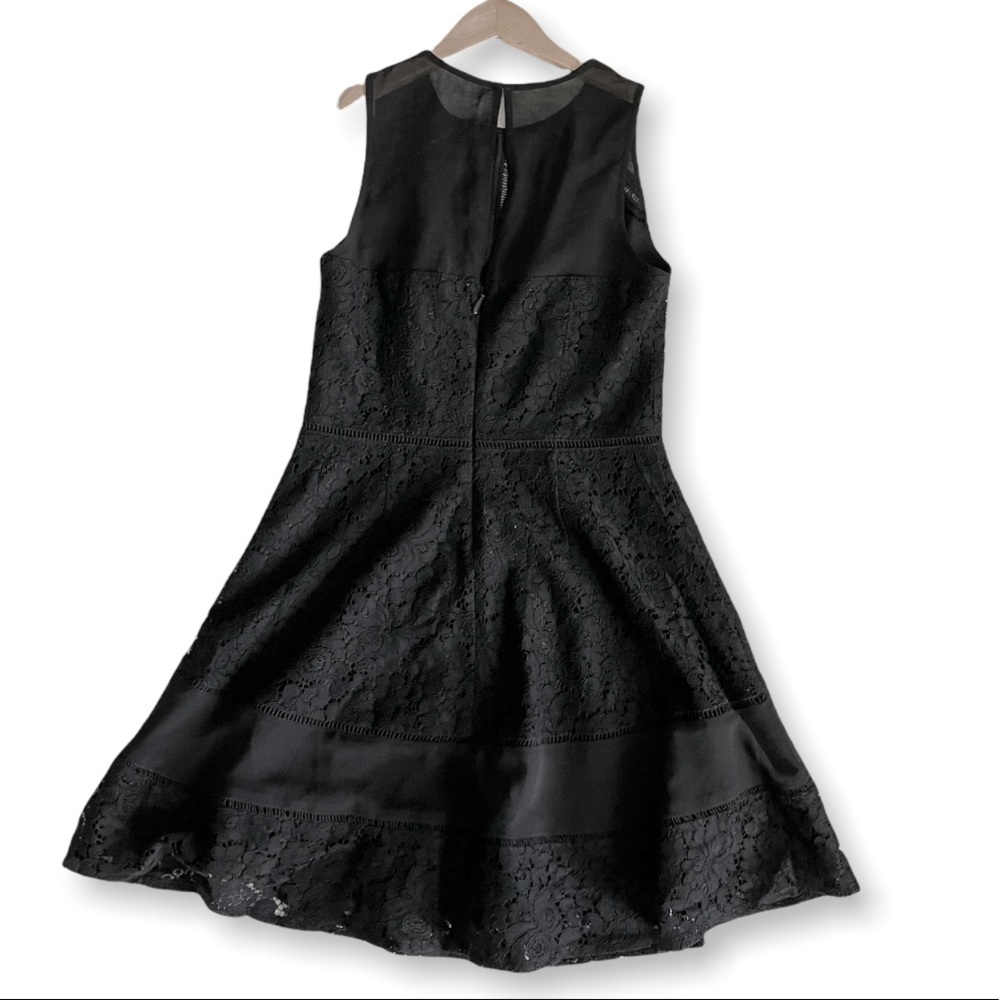 Adelyn Rae Lace Dress - Picture 4 of 4